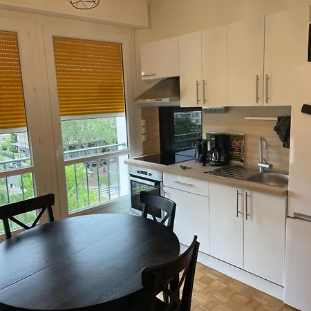 F2 Avenue Foch شقة